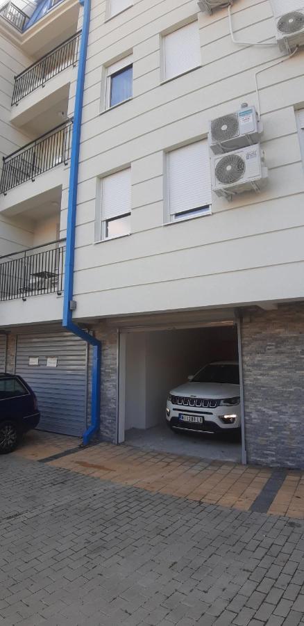 Ferienwohnung Cvetkovic Lux Аpartmani & Free Garaza Vrnjačka Banja Exterior foto