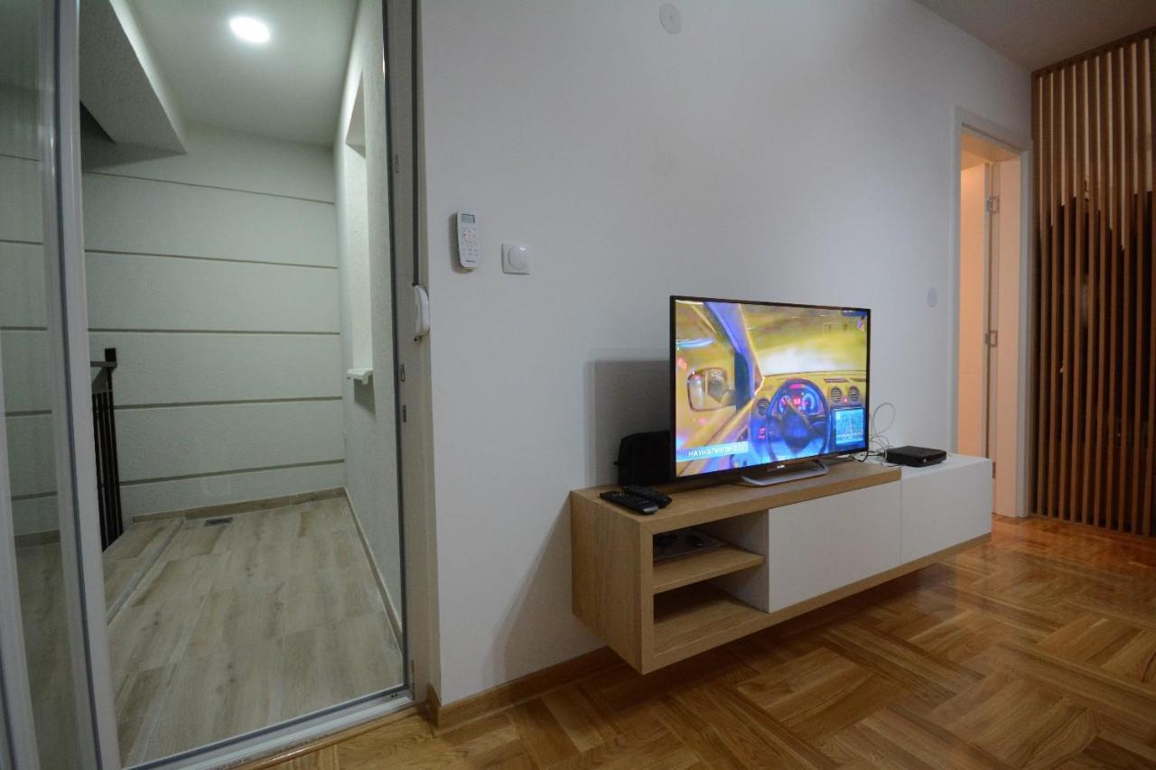 Ferienwohnung Cvetkovic Lux Аpartmani & Free Garaza Vrnjačka Banja Exterior foto